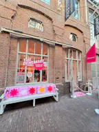Cozy Shop in the Famous Hallen - Image 0