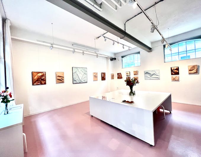 Cozy Shop in the Famous Hallen - Image 2