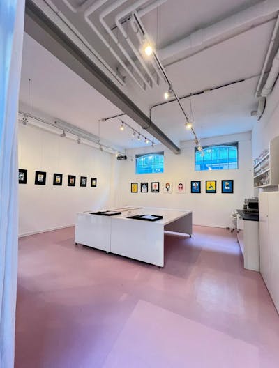 Cozy Shop in the Famous Hallen - Image 3