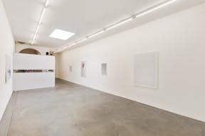 Bright Art Gallery in Jordaan - Image 3