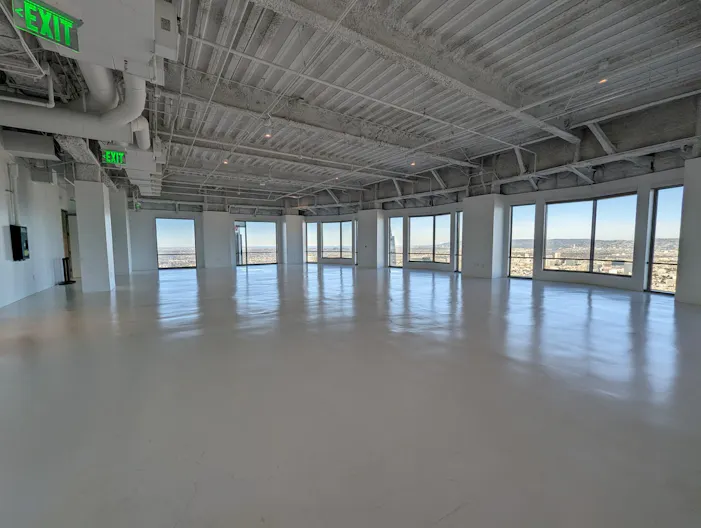 US Bank Tower - Image 3