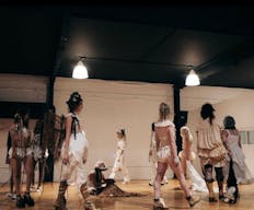 Sunny Plant Filled Dumbo Restored Warehouse //  Perfect for Photo shoots/Dinner Parties/Events - Image 12