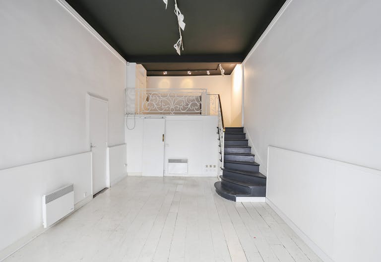 Charming Madeleine Retail Space - Image 0