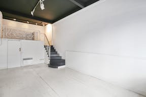 Charming Madeleine Retail Space - Image 1