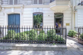 Art Gallery Space in Madeleine - Image 3