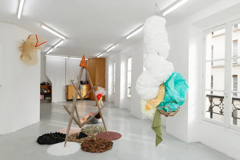 Temporary Showroom in Le Marais - Image 2