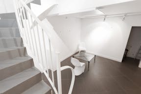 Gallery Space in Le Marais - Image 3