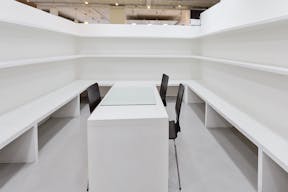 Fashion Showroom in Paris 2nd - Image 5