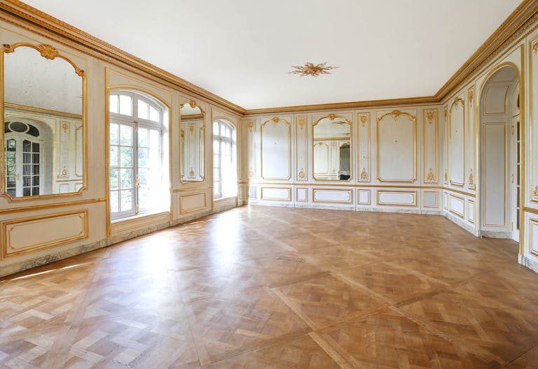 Amazing Event Space in Paris 16th - Image 2