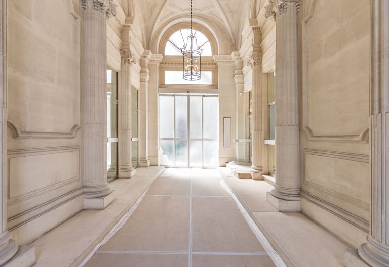 Retail Space in Opéra - Image 3