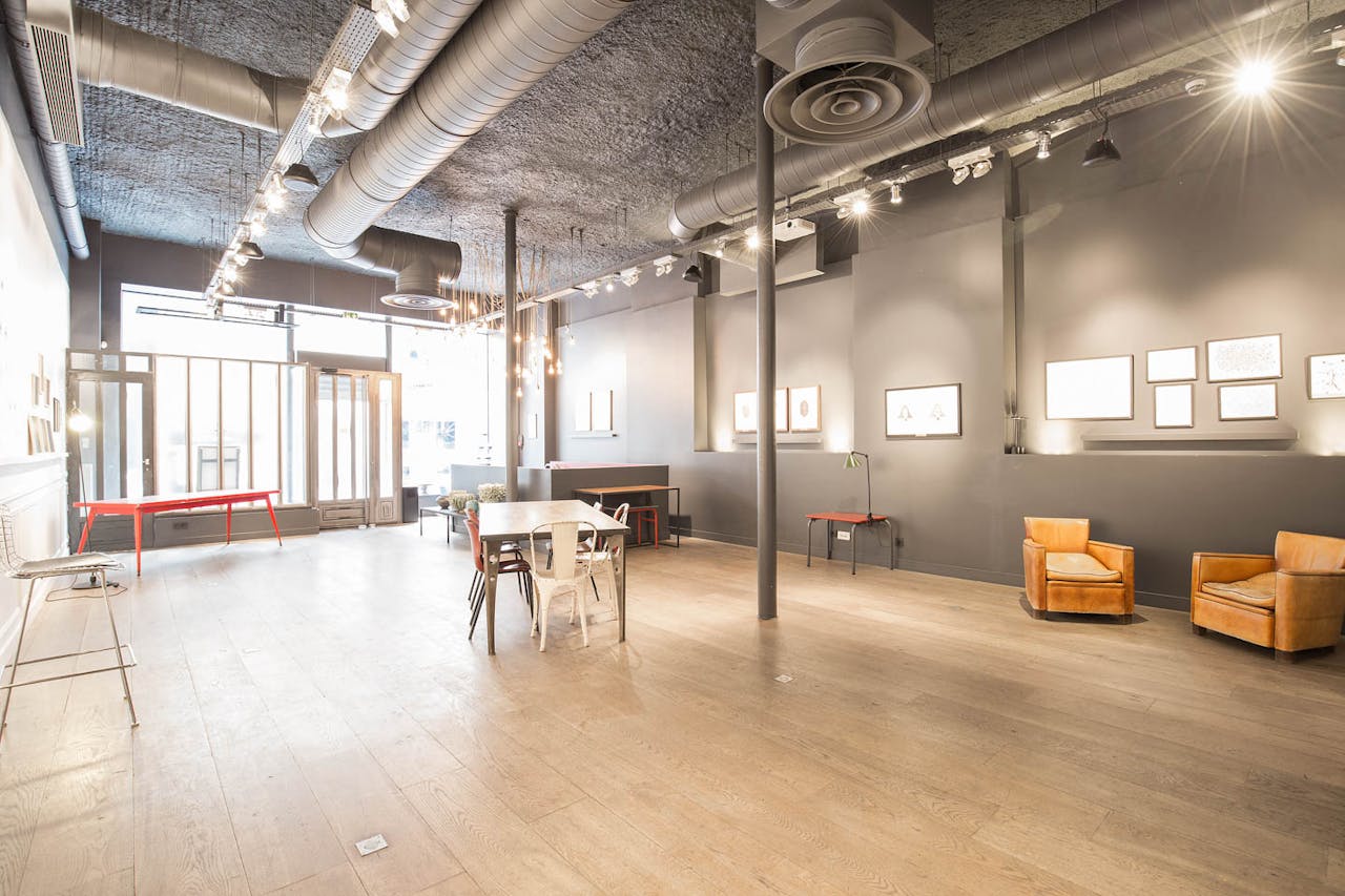 Modern Retail Space in Paris 10th - Image 0
