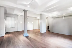 Loft Showroom in Porta Romana - Image 2