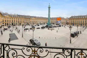 Elegant Venue in Place Vendôme - Image 6