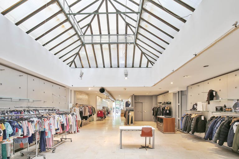 Vast Réaumur Retail Space - Image 1