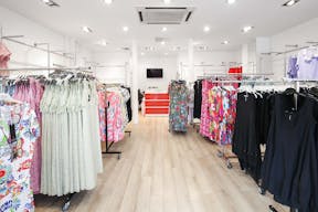 Pop-Up Retail Space in Sentier - Image 1