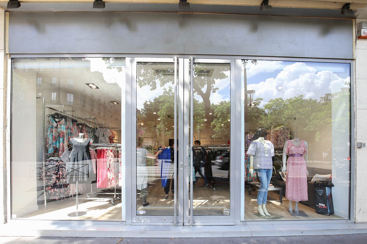 Pop-Up Retail Space in Sentier - Image 2