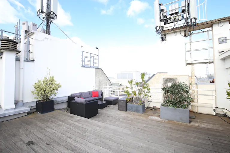 Beautiful Ternes Event Space - Image 0