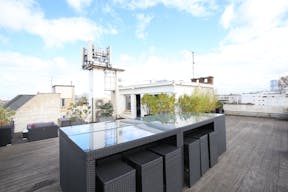 Beautiful Ternes Event Space - Image 2