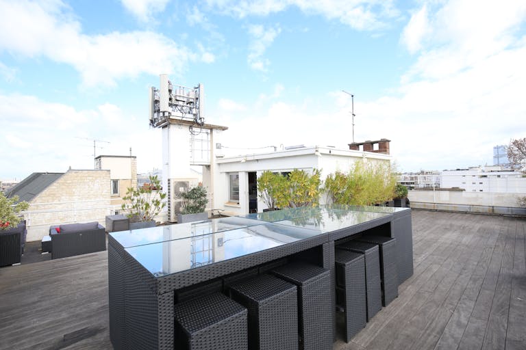 Beautiful Ternes Event Space - Image 2