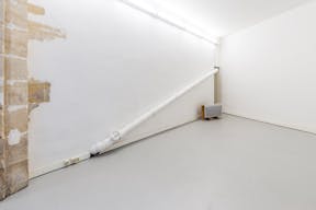 Le Marais Fashion Showroom - Image 5