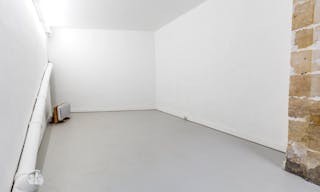 Le Marais Fashion Showroom - Image 6