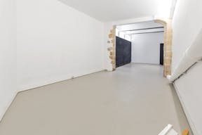 Le Marais Fashion Showroom - Image 9