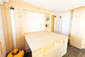 Le Marais Fashion Showroom - Image 16