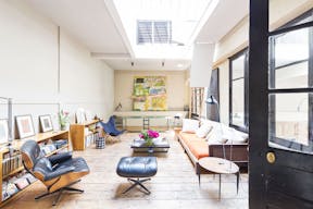 Bright Invalides Studio Showroom - Image 5