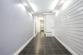 Grands Boulevards Retail Space - Image 2