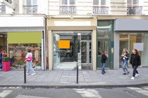 Grands Boulevards Retail Space - Image 4