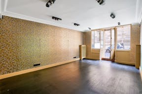 Pop-Up Boutique - Image 2