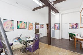 Unique Le Marais Gallery Space - Image 1