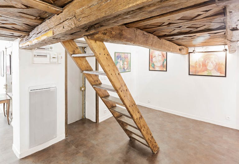 Unique Le Marais Gallery Space - Image 2