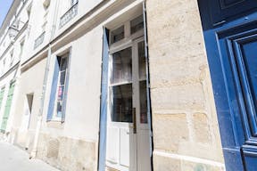 Unique Le Marais Gallery Space - Image 4