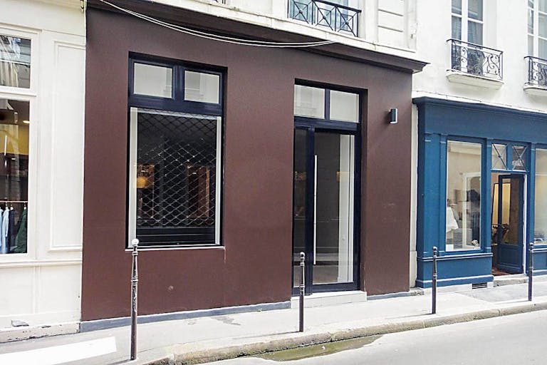 Retail Space in Chic Palais-Royal - Image 3