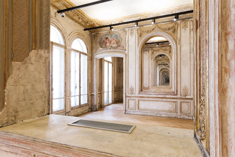 Beautiful Showroom in Opéra - Image 1