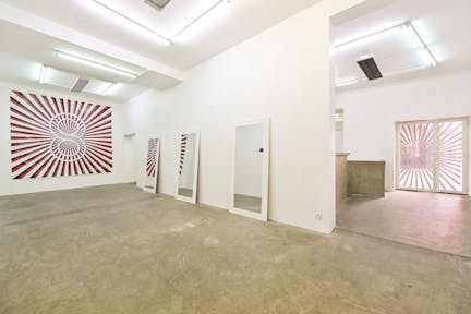 Le Marais Showroom Gallery - Image 0