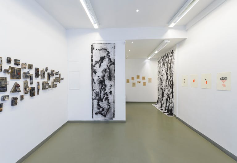 Le Marais Gallery Showroom - Image 0