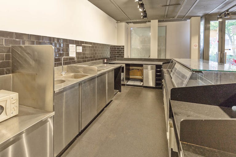 Restaurant Space in Pigalle - Image 2