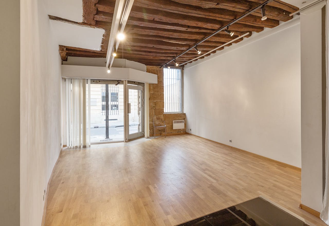 Lovely Boutique in Paris 6th - Image 0