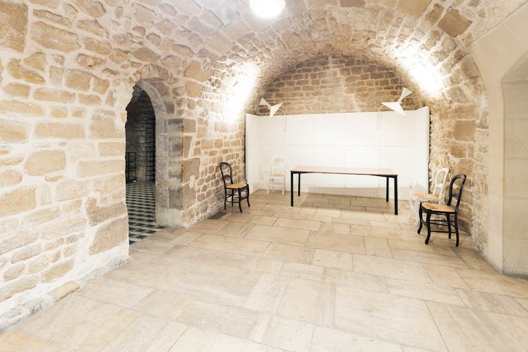 Unique Space on Île Saint-Louis - Image 1