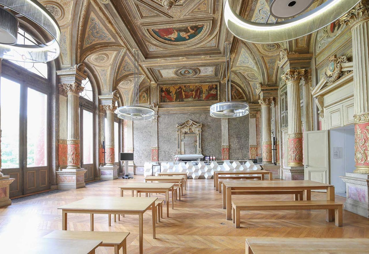 Incredible Loft Space in the 3rd - Image 0