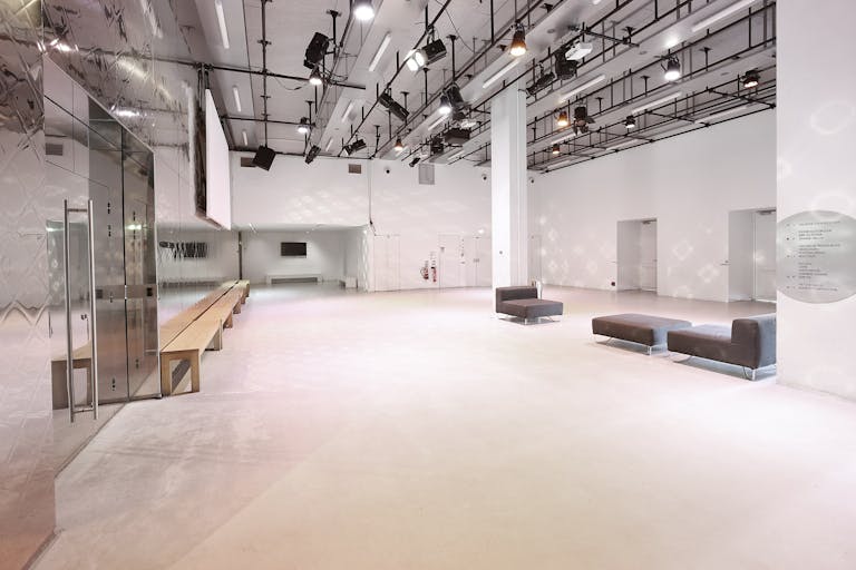 Modern Event Space in Réaumur - Image 0