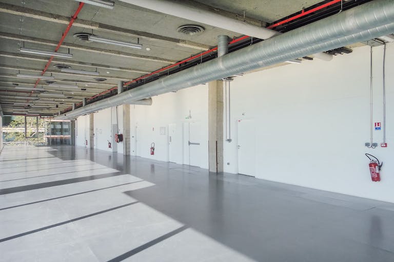 Event Space Near Gare d'Austerlitz - Image 1