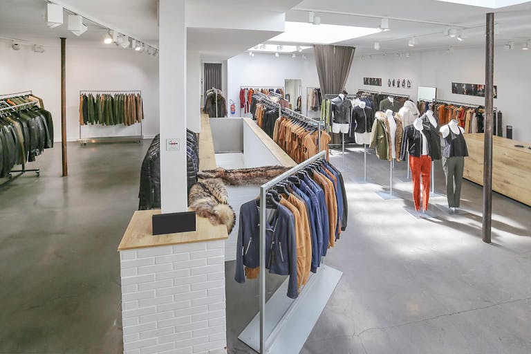 Bright Le Marais Fashion Showroom - Image 0