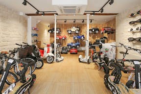 Le Marais Pop-Up Retail Space - Image 1