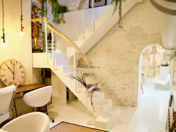 Unique Space in Paris 10th - Image 2