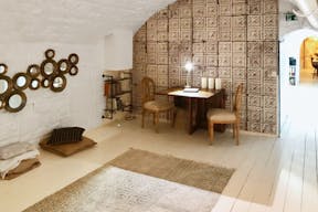 Unique Space in Paris 10th - Image 4