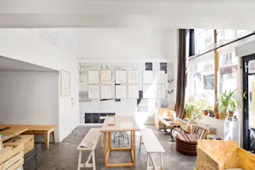Pop-Up Shop Near République - Image 3
