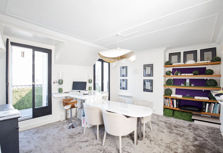 Modern Opéra Loft Space - Image 0